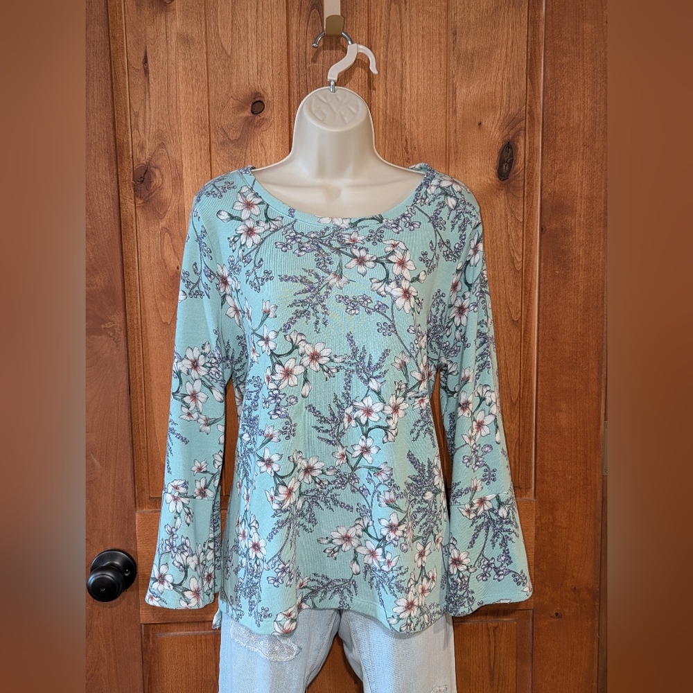 Liz Claiborne Floral Women's Sweatshirt - Light Blue